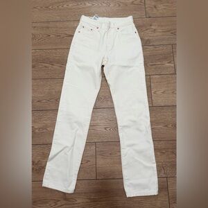 White Levi’s Women’s Jeans